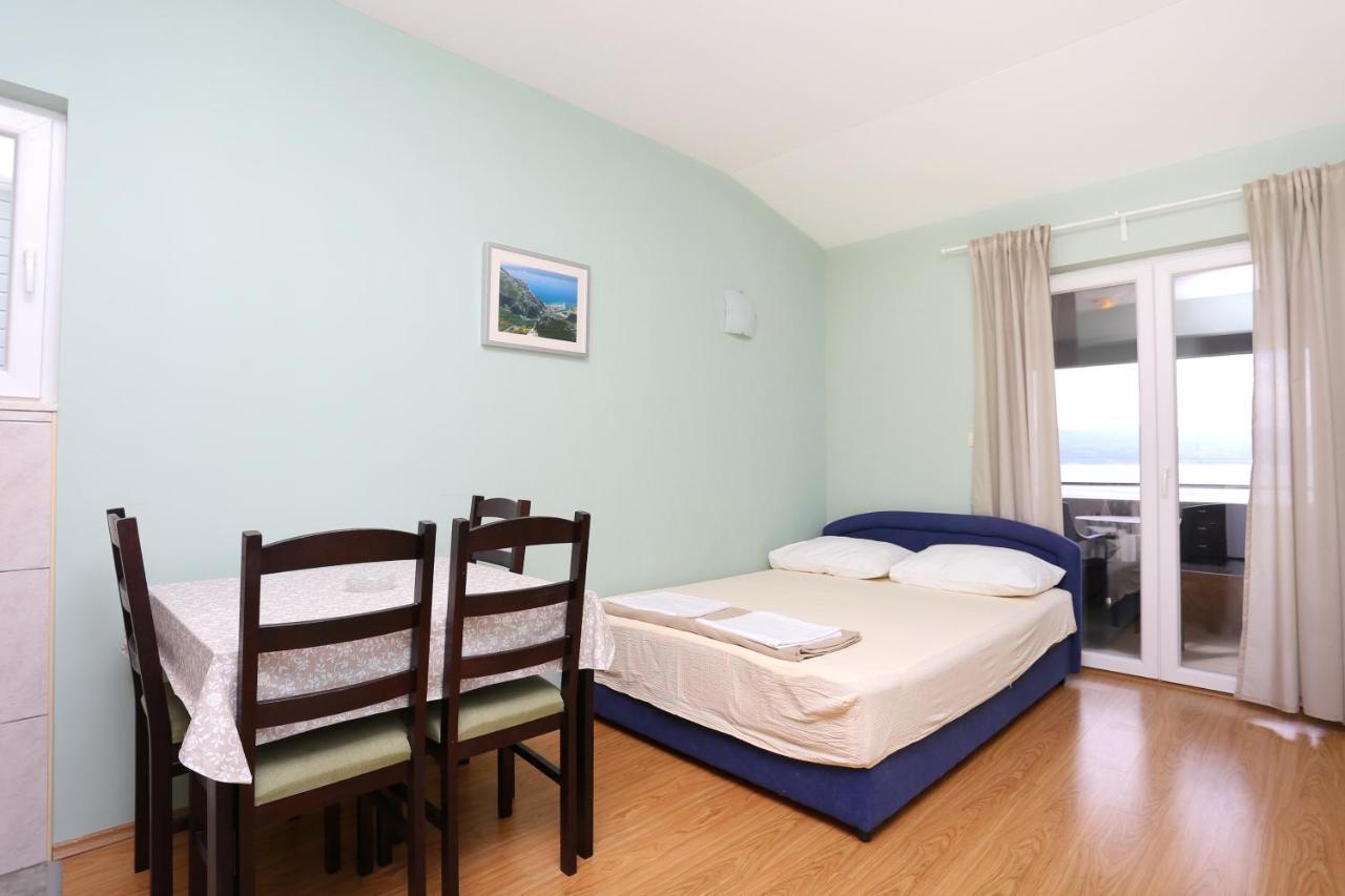Apartments By The Sea Nemira, Omis - 17039 Tice Exterior foto