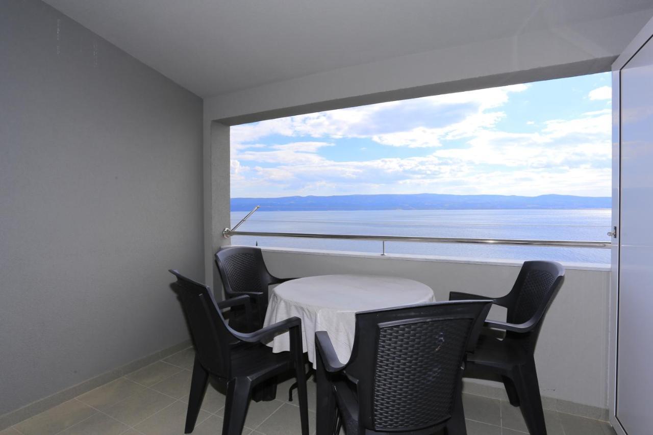 Apartments By The Sea Nemira, Omis - 17039 Tice Exterior foto