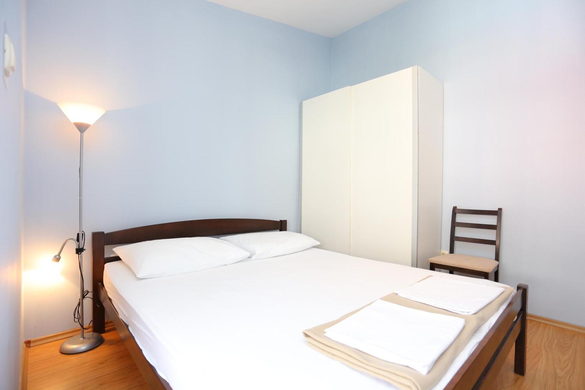 Apartments By The Sea Nemira, Omis - 17039 Tice Quarto foto